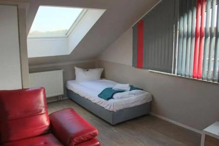 Check Inn Merseburg - 70