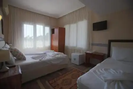 Tunc Otel - 87