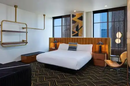 W Minneapolis - The Foshay - 87