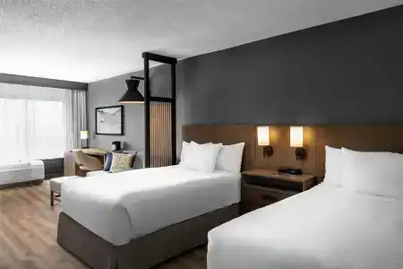 Hyatt Place Orlando Airport - 1