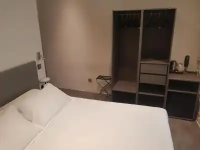 Hôtel de la Couronne - 37