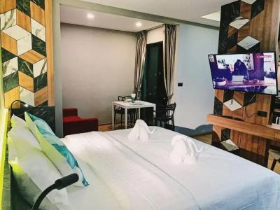 Sky Wave Patong - 43