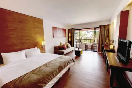 Sunprime Kamala Beach - 4