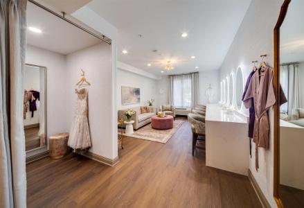Ayres Anaheim - 2