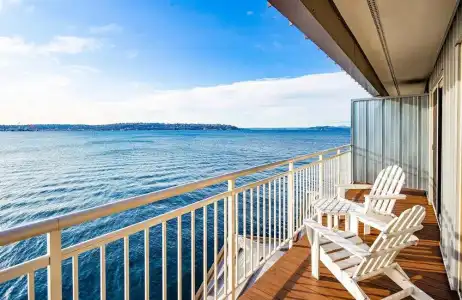 The Edgewater - 76