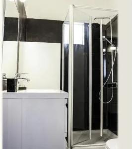 Hôtel Satellite - 9