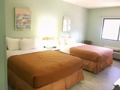 Admiral's Inn on Tybee Island - 2
