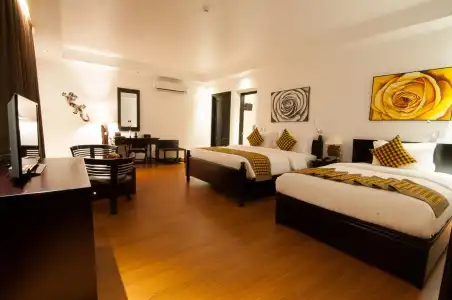 La Rose Suites - 45
