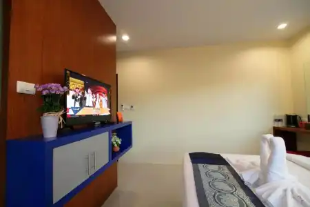 Calypso Patong - 85