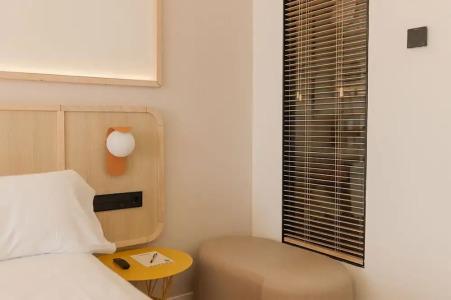 Akquaaa Boutique - 75