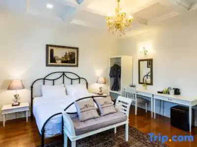 Merchant Villa - 101