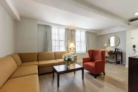 The Georgetown Inn - 88