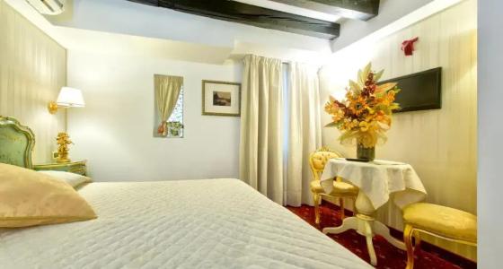 Ca' Della Loggia - 22