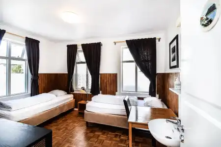 Guesthouse Aurora - 16