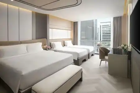 Pathumwan Princess - 100