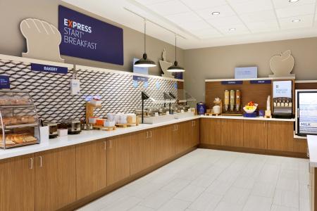 Holiday Inn Express Denver Central North by IHG - 12