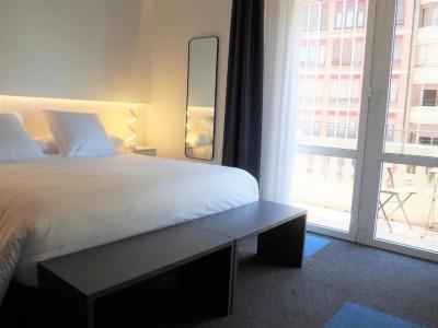 Plaza de la Virgen - 31