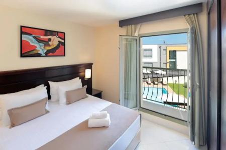 Blue Waves Resort - 96