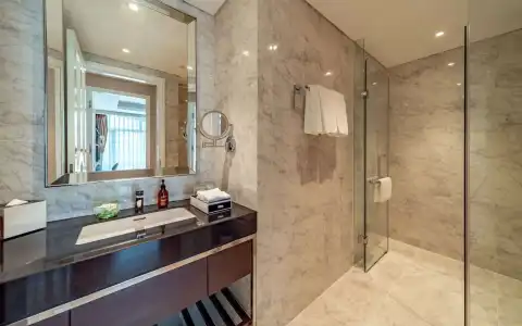 Sherwood Suites - 177