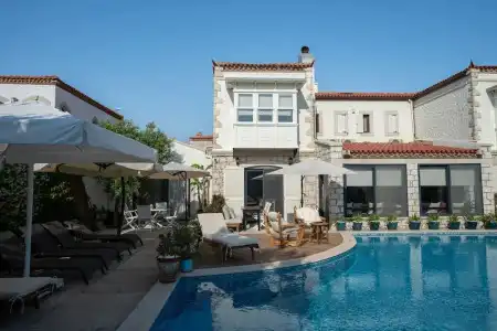 Sedirli Ev Alacati - 14