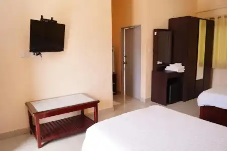 Jirasin Ranong Apartment - 13