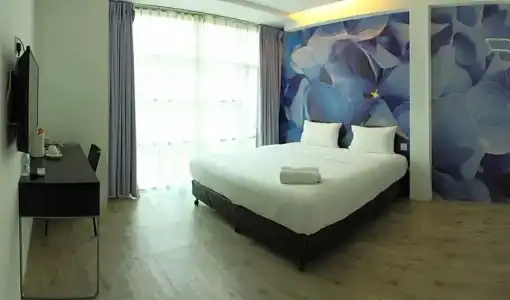 V Garden - 58