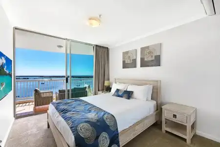 Crystal Bay on the Broadwater - 413