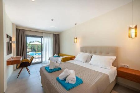 Alonaki Beach - 2