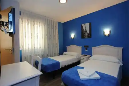 Hostal Regio - 75