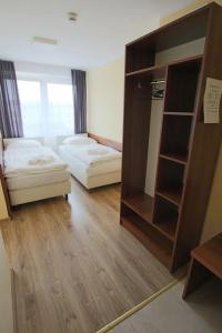 Sill Kielce - 1
