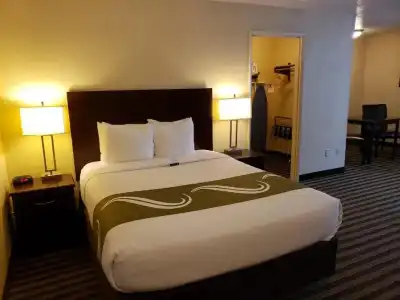 Quality Inn & Suites Vancouver - Hazel Dell - 46