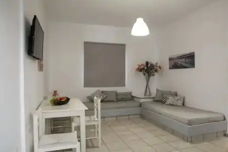 Irene Beach Apartments - 10