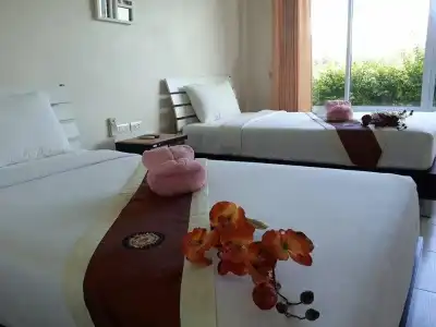 Siriburi Resort - 5