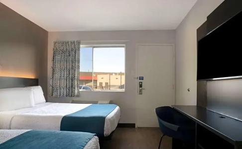 Motel 6 Bakersfield, CA - South - 38