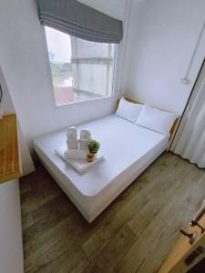 The Port Hostel - 16