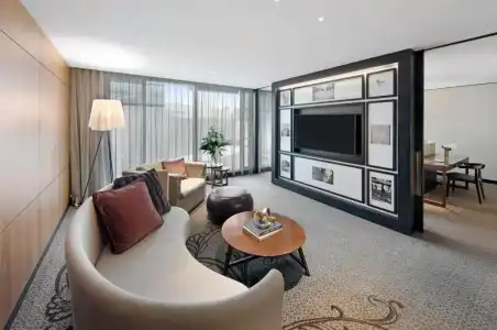 The Darling at the Star - 2
