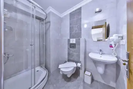 Palmada - 108