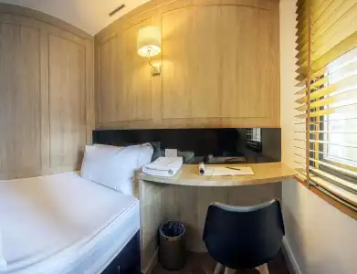 THE Posh Phayathai - 5