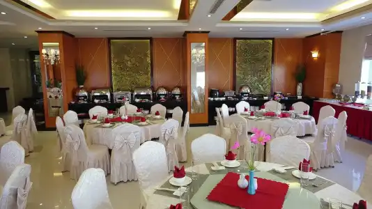 Golden Halong - 24