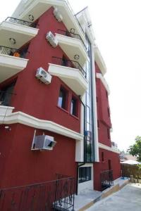 Salena Plaza - 13