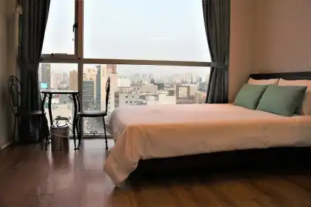 Myeongdong Merlin - 110
