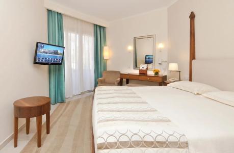 Alexander the Great Beach - 176