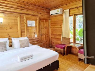 Tonsak Resort - 208