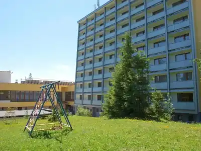 SOREA URÁN - 23