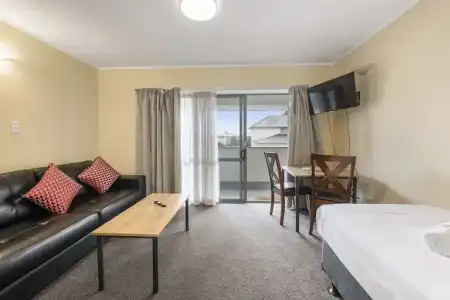 Fenton Court Motel - 20