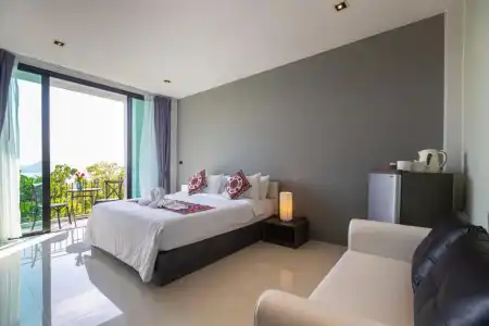Rossarin Sea View Patong - 35