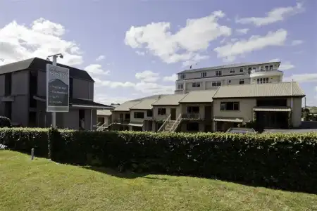 Lake Point Motel - 0