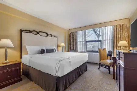 Omni Shoreham - 46