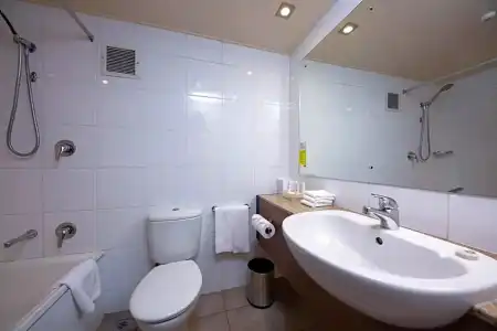 Holiday Inn Auckland Airport by IHG - 73