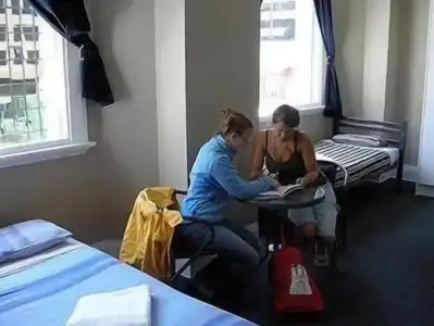 Surf 'N' Snow Backpackers - 4